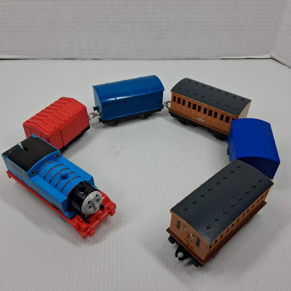 Thomas & Friends TrackMaster Motorized Thomas Annie Clarabel Train Set 2013